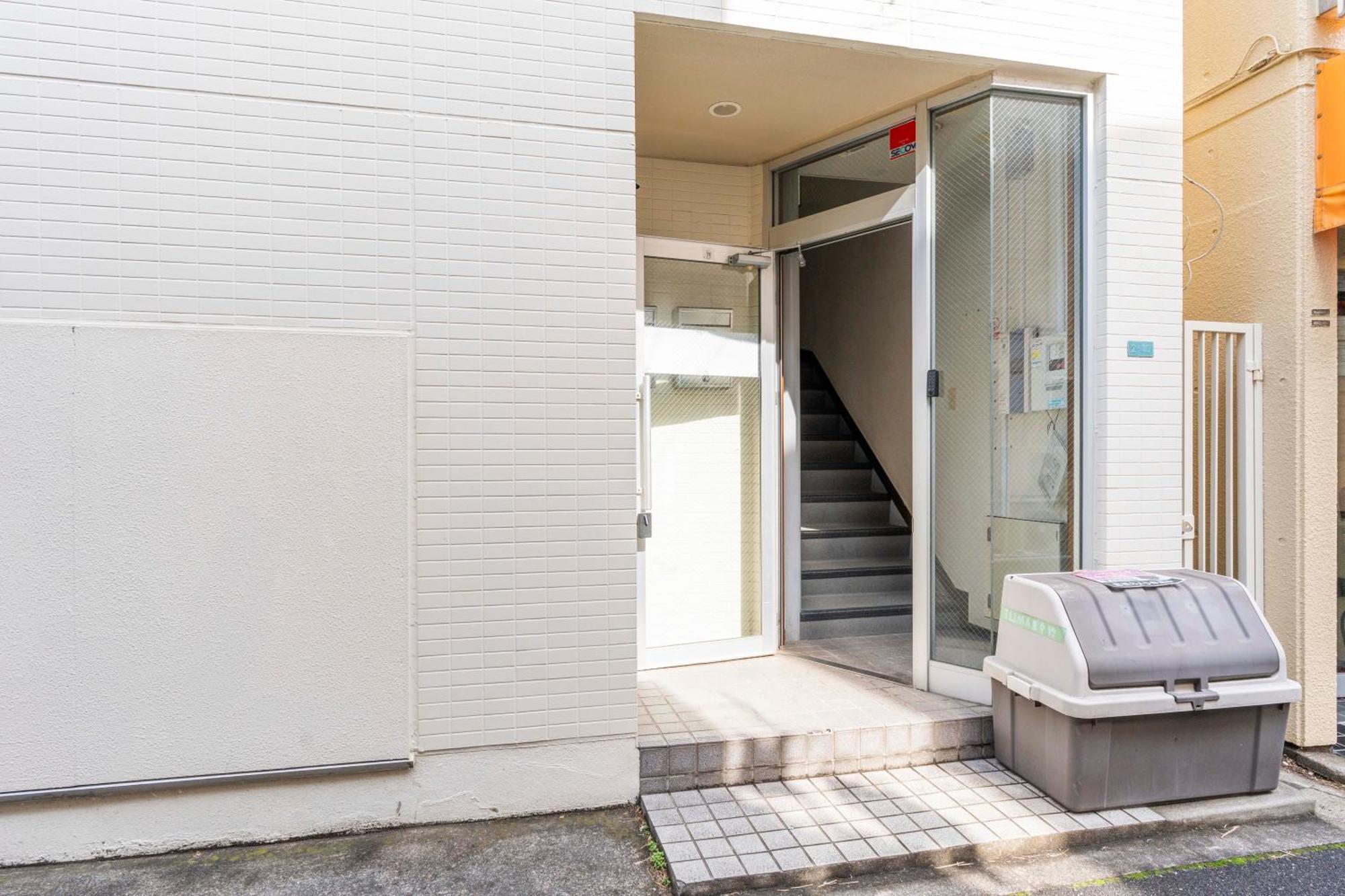 Ilima Higashi Nakano Apartment Tokyo Exterior photo